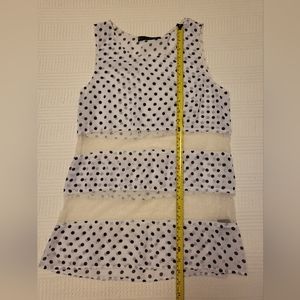 Sleeveless blouse